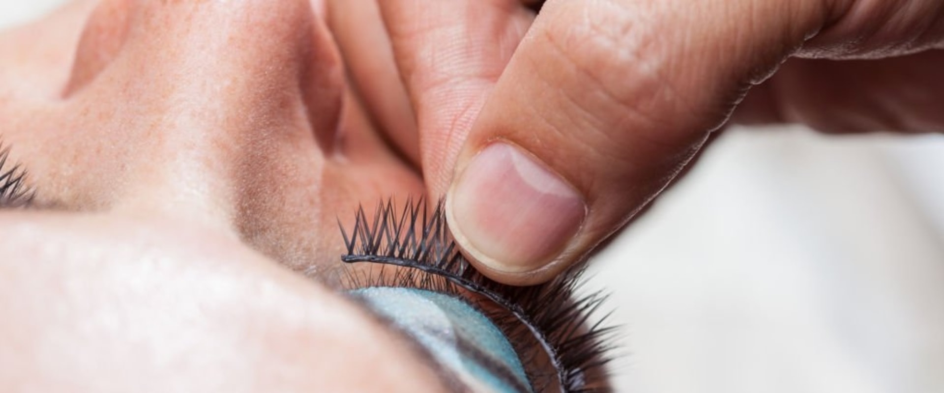 What are the side effects of magnetic eyelashes?